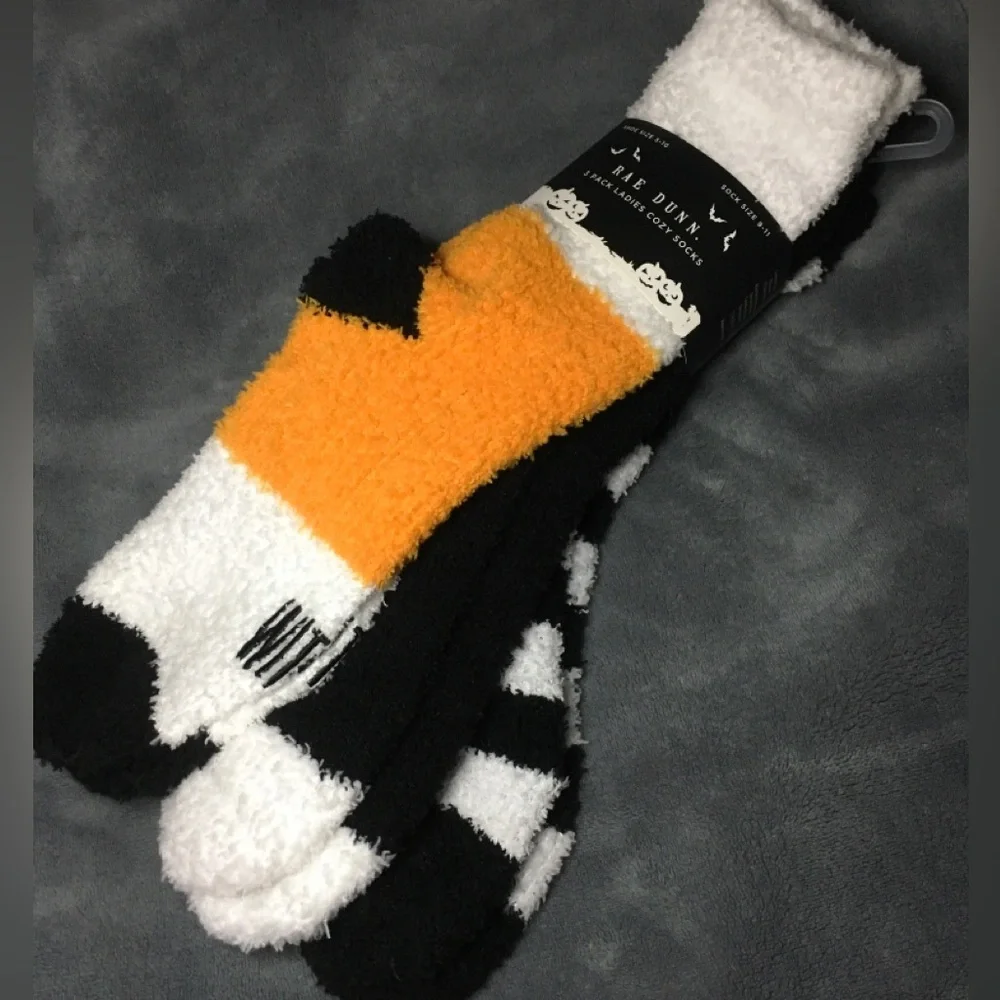 Halloween Rae Dunn 3 Pack Ladies Cozy Socks Orange/Black/White Size 9-11